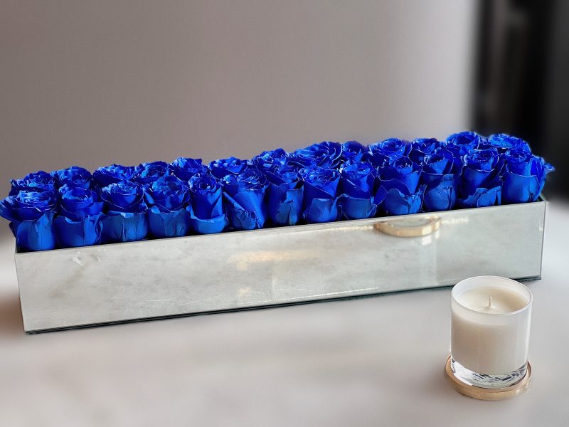 Dozen Blue Roses , Charme Bleu- 2 dozen premium roses - Maison la Fleur