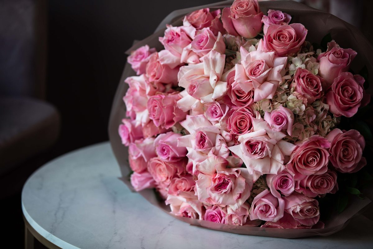 Garden Rose Bouquet , Crazy For You - VIP bouquet of garden and hermosa roses - Maison la Fleur