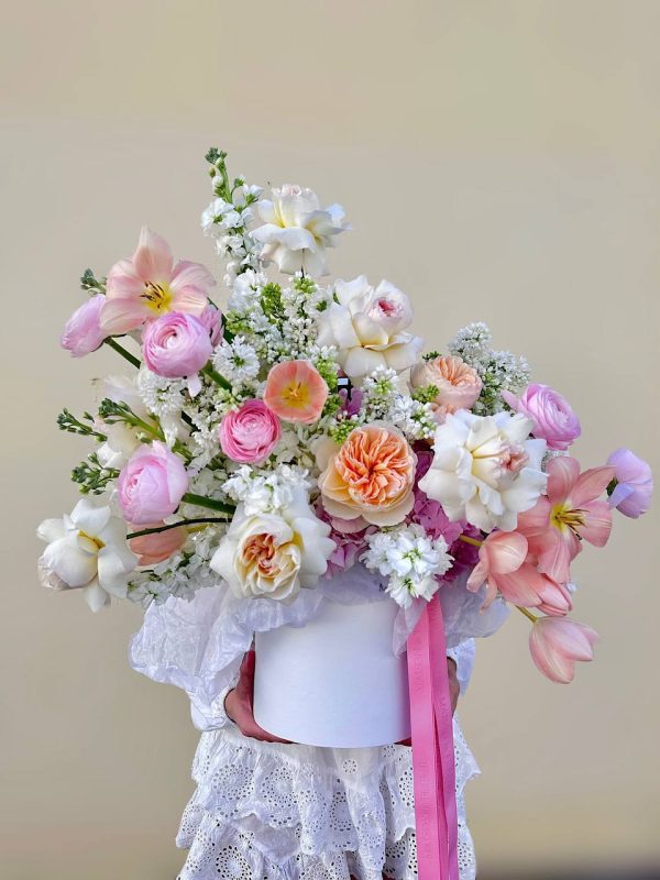 Bright Bridal Bouquet, Laces Out - premium tulips, roses, garden roses, ranunculuses, hydrabgea, stock flowers