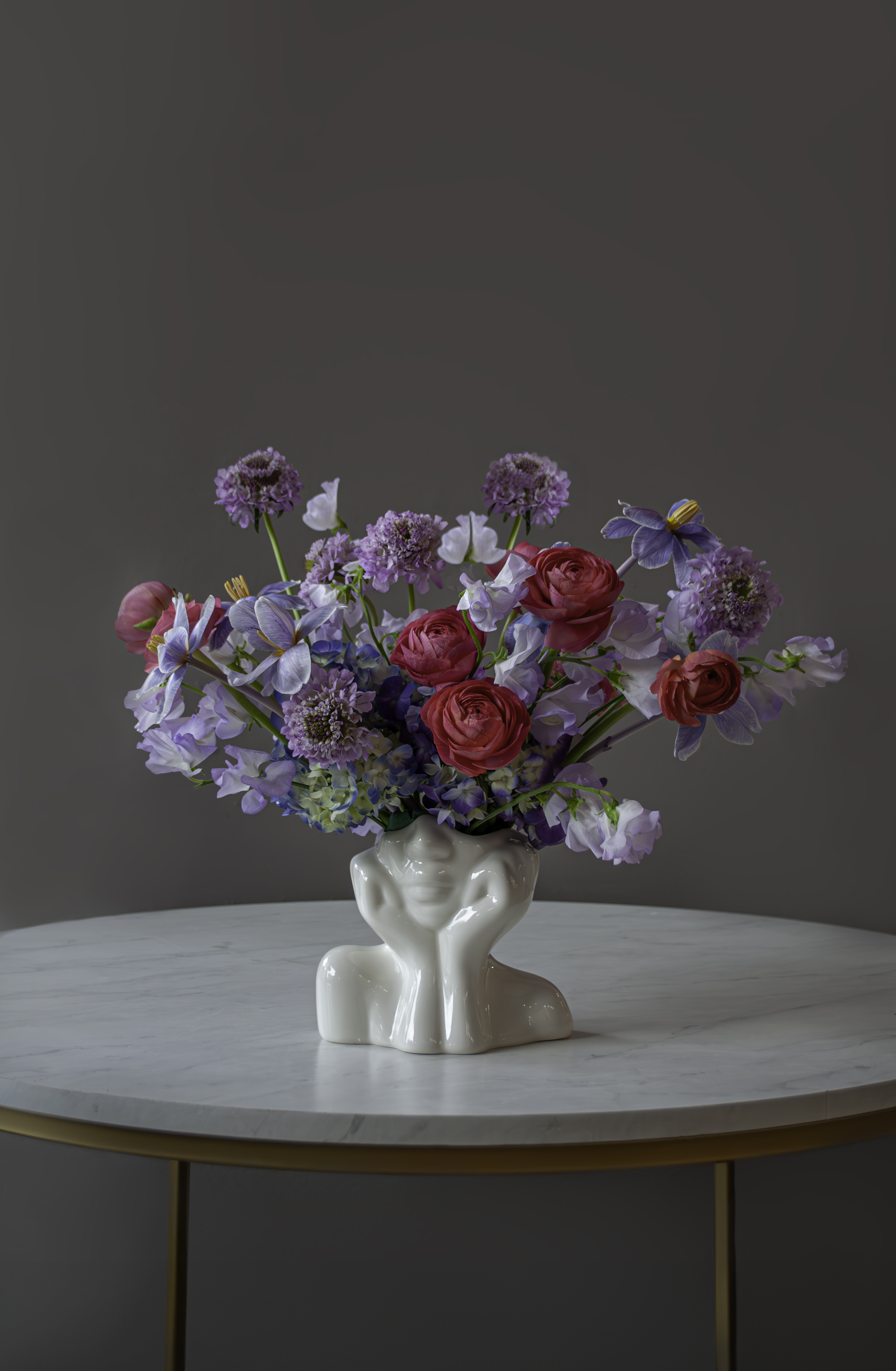 Lady in Blossom - Flower arrangement in a vase