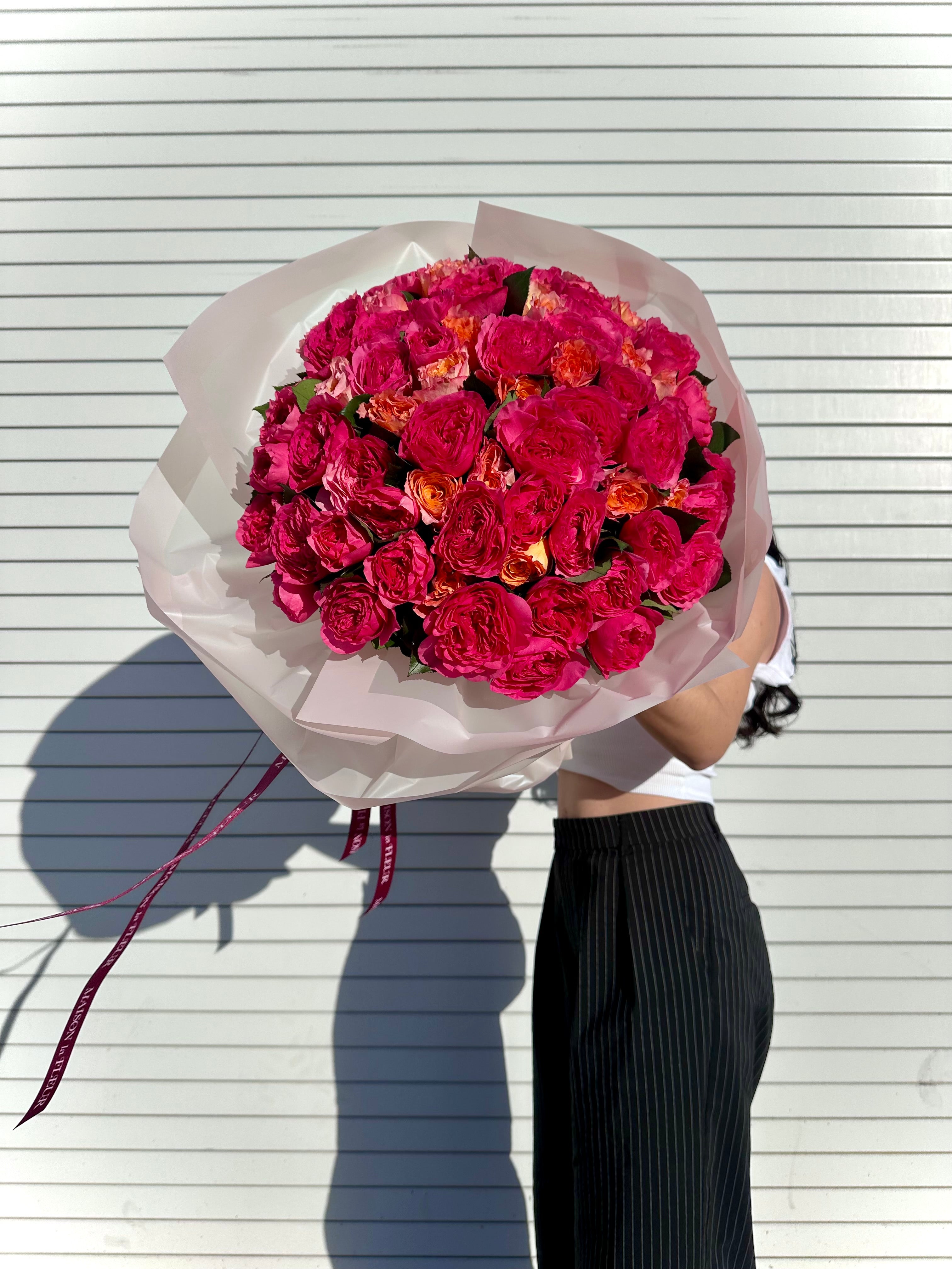 Betty Rose Kiss - 50 beautiful premium garden roses