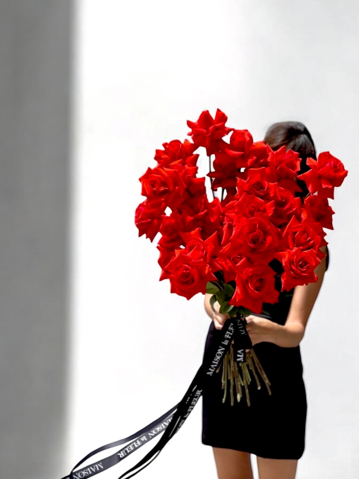 All for Love - 35 premium long stem beautiful red roses , hot! - Maison la Fleur