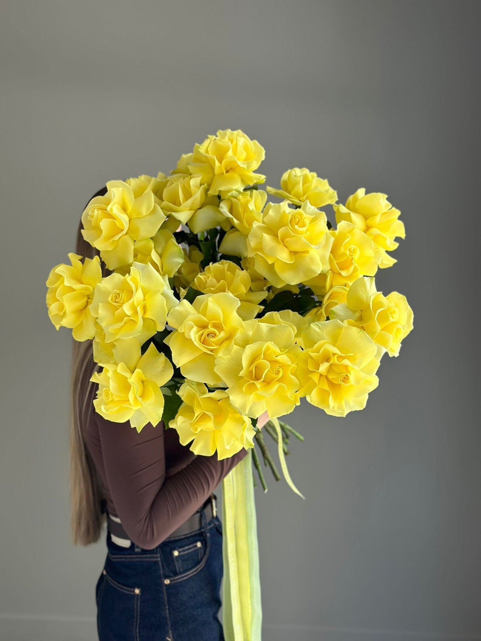 Better in Red - 2 dozen premium long stem roses - Maison la Fleur