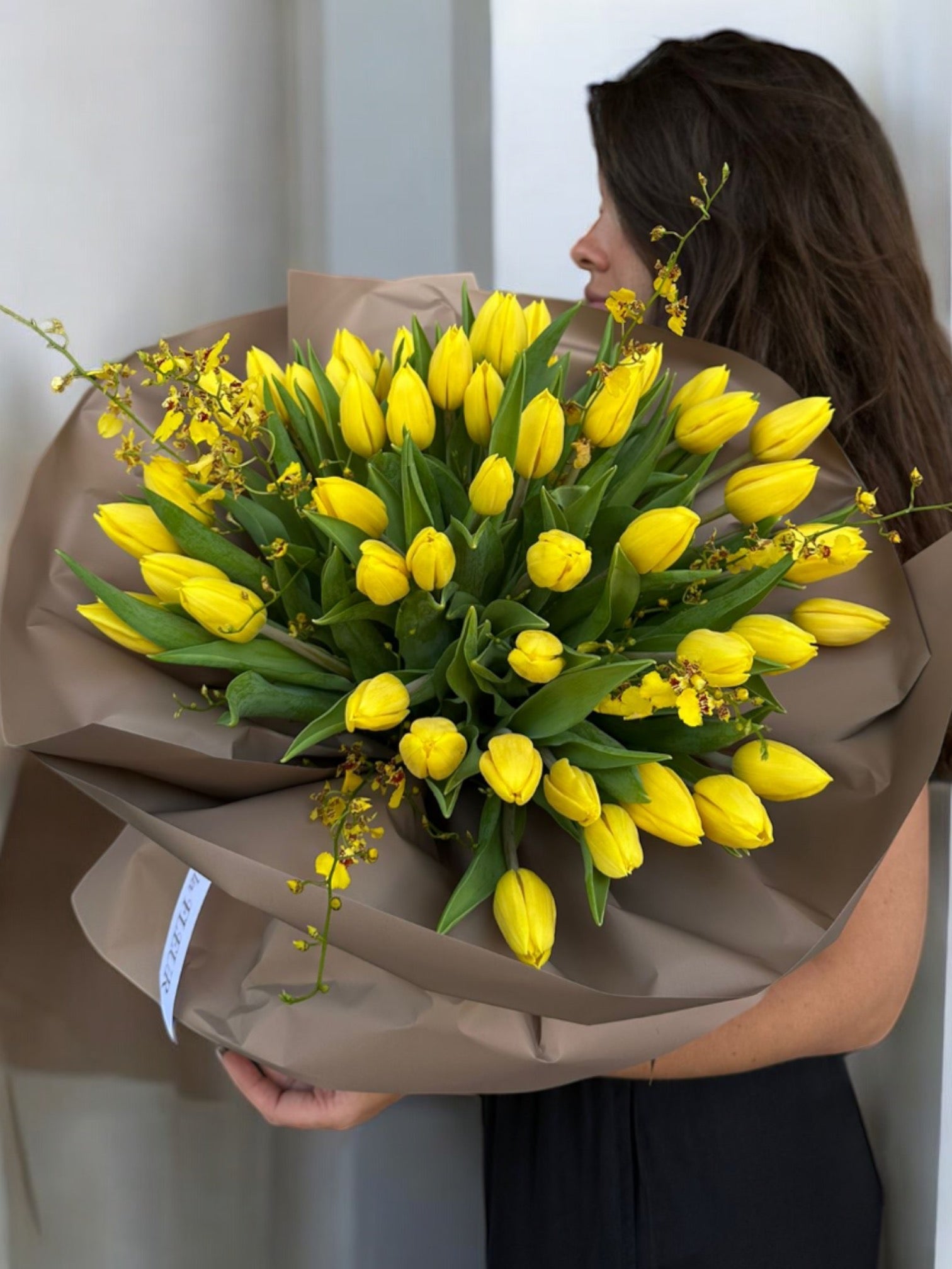 Forbidden Love - beautiful arrangement of premium tulips - Maison la Fleur