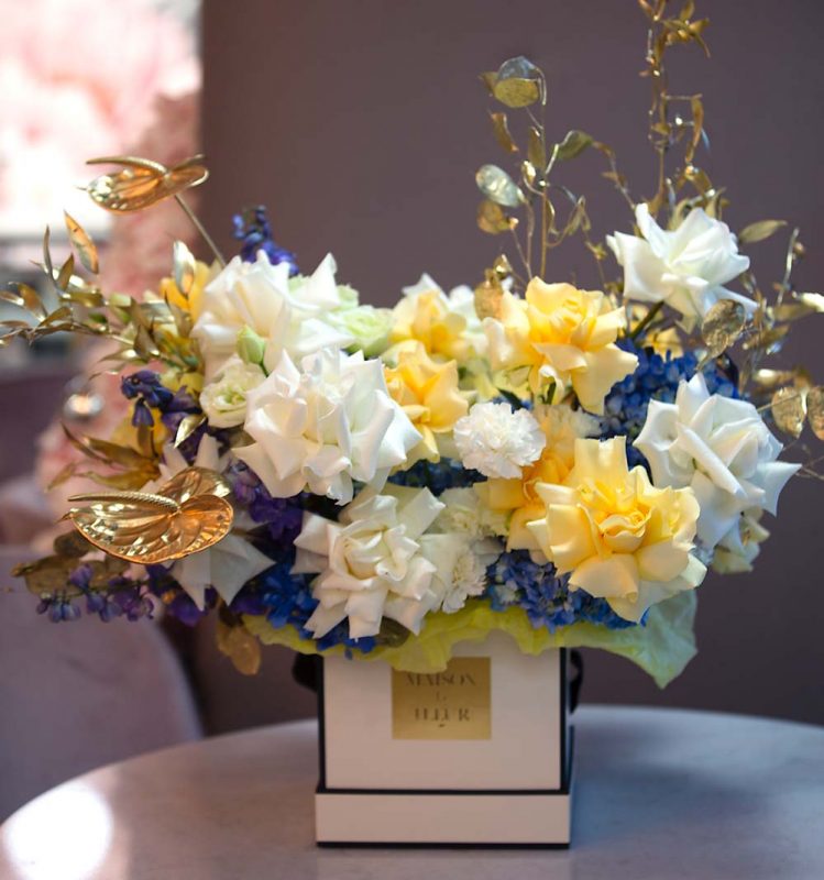 Golden Hour - beautiful mix of garden roses, premium roses, hydrangea, anthurium, lisianthus - Maison la Fleur