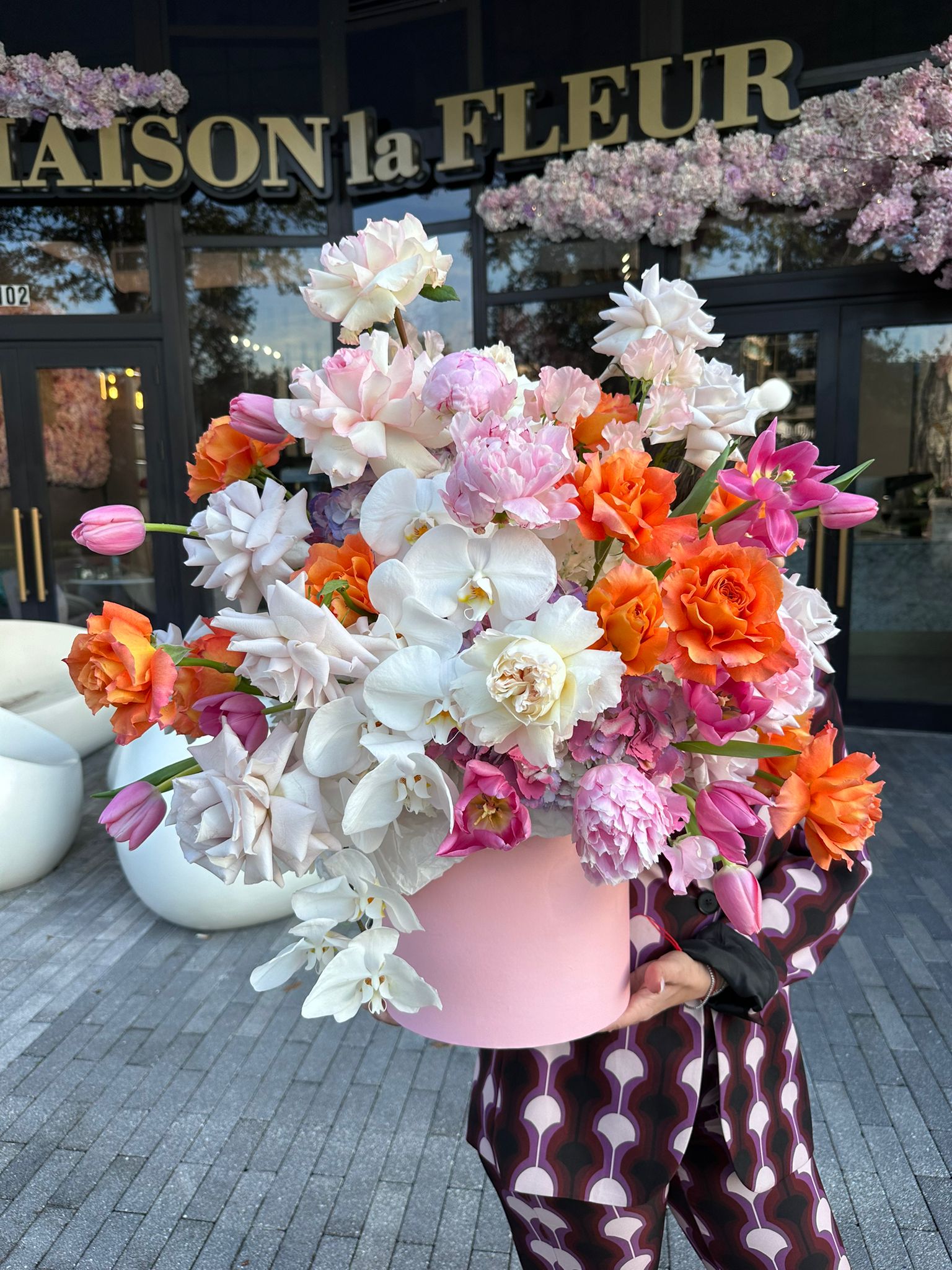 Inner Peach - Premium long stem roses, peonies, Orchidea Phalaenopsis, tulips, hydrangea - Maison la Fleur