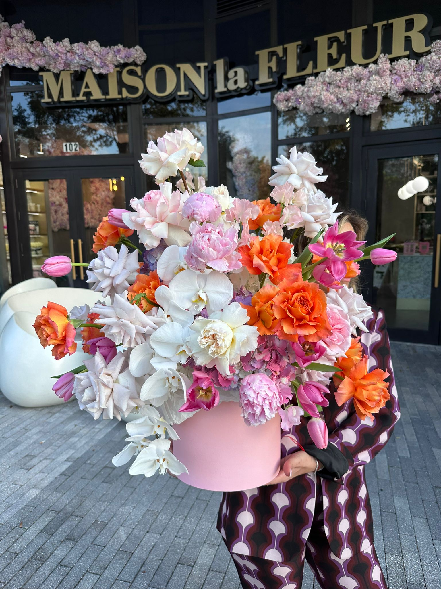 Inner Peach - Premium long stem roses, peonies, Orchidea Phalaenopsis, tulips, hydrangea - Maison la Fleur