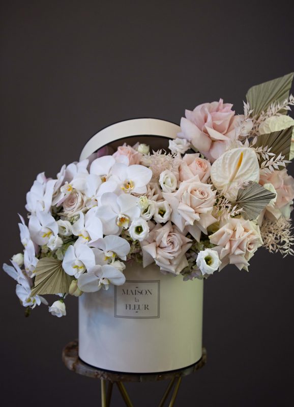 Kissed By A Rose - Premium roses, orchids and hydrangea - Maison la Fleur