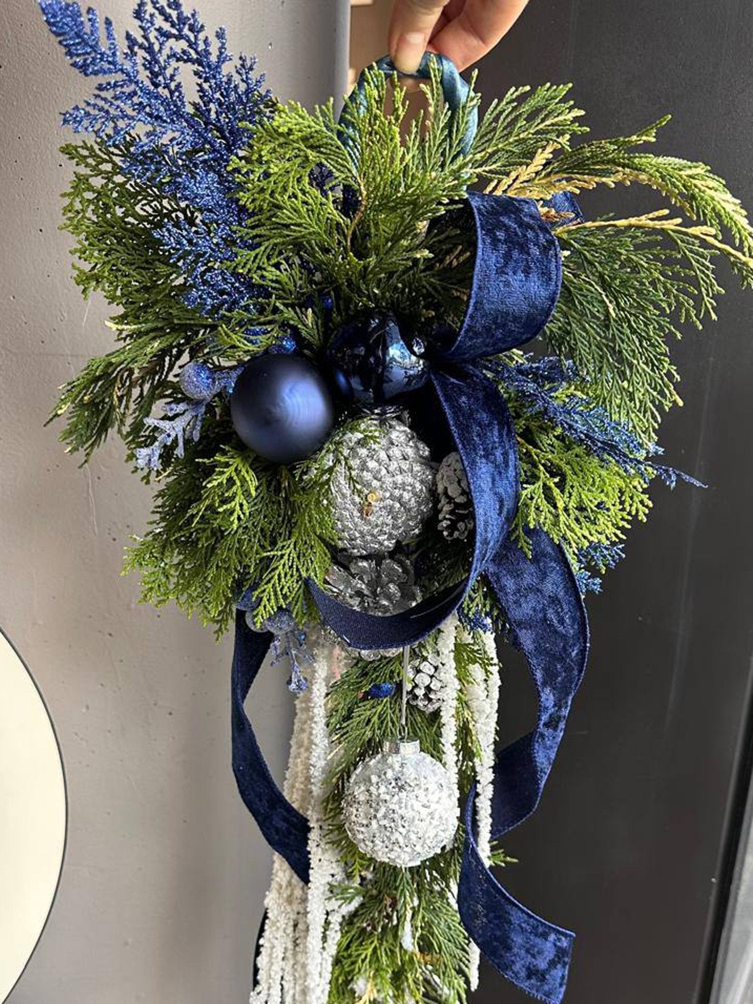 Midnight Wreath - Maison la Fleur