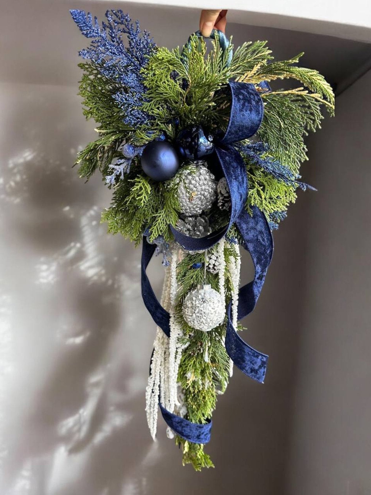 Midnight Wreath - Maison la Fleur