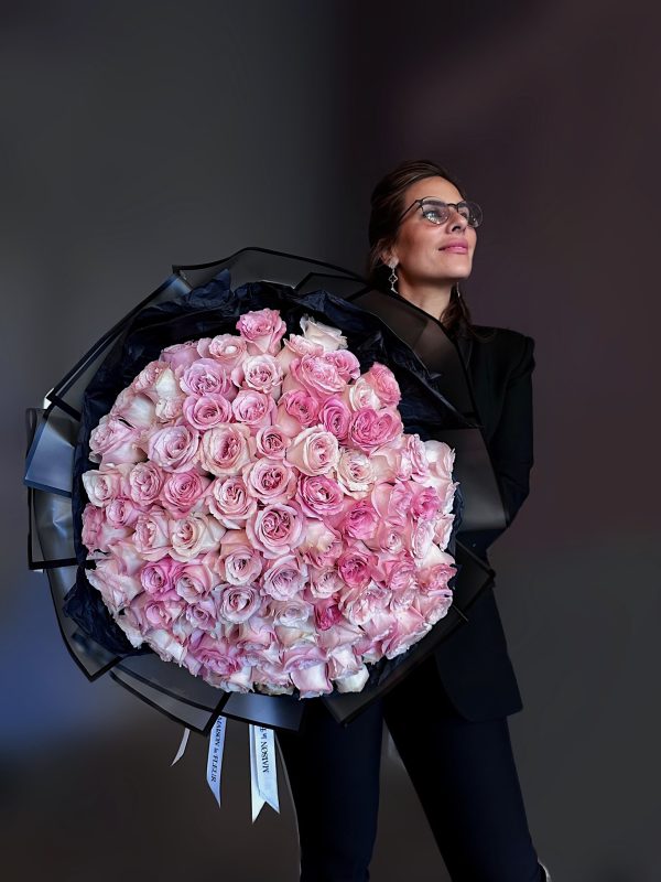 Pink Camo - Premium long stem pink roses - Maison la Fleur