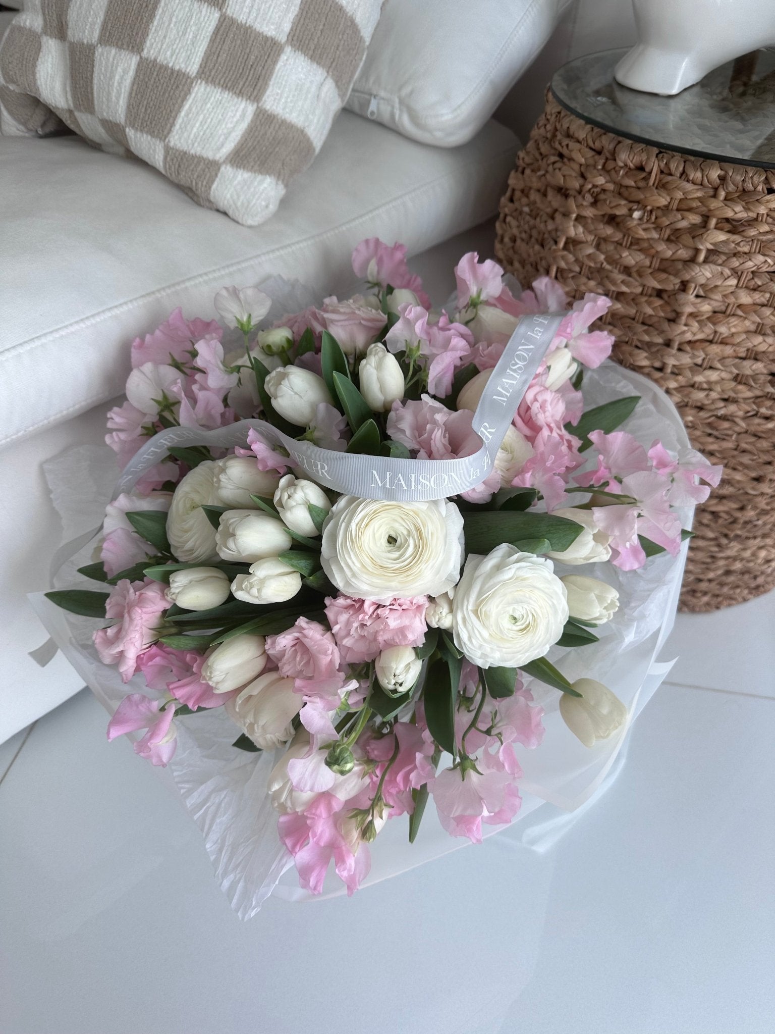 Pink charm - Beautiful bouquet of delicate spring tulips, ranunculus, lisianthus and sweet peas. - Maison la Fleur