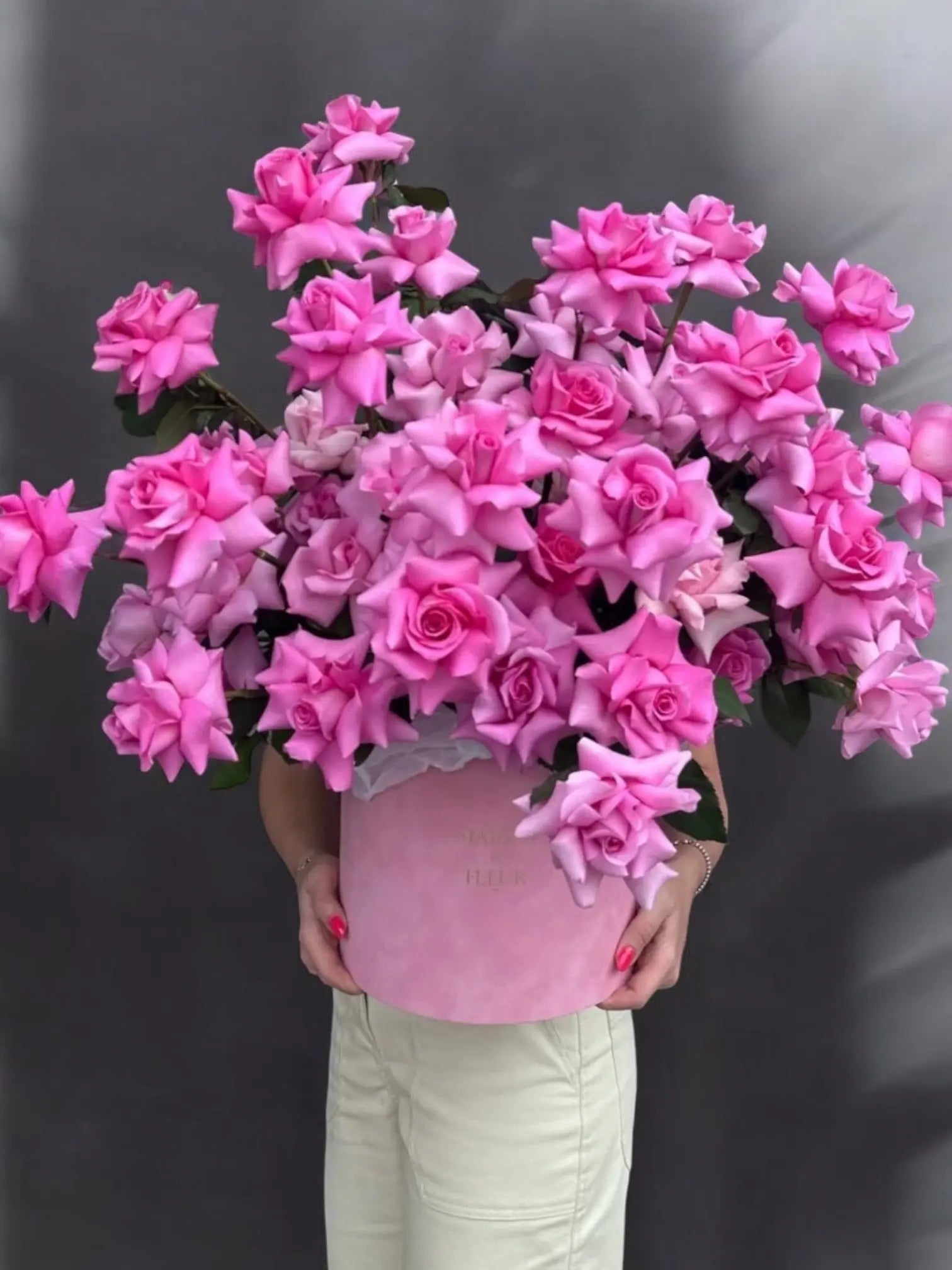 50 Roses Pink Pink Impression - Premium 50 long stem roses - Maison la Fleur