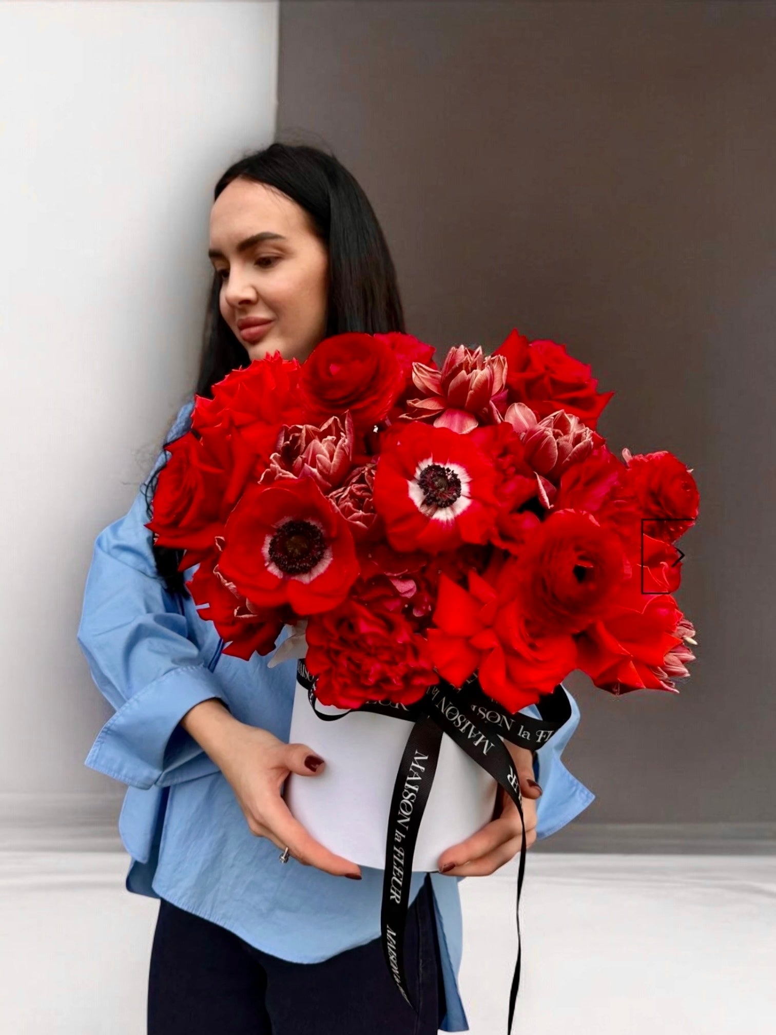 Red Butterfly - Premium long stem roses, ranunculus, anemones, Dutch tulips,Dutch hydrangea - Maison la Fleur