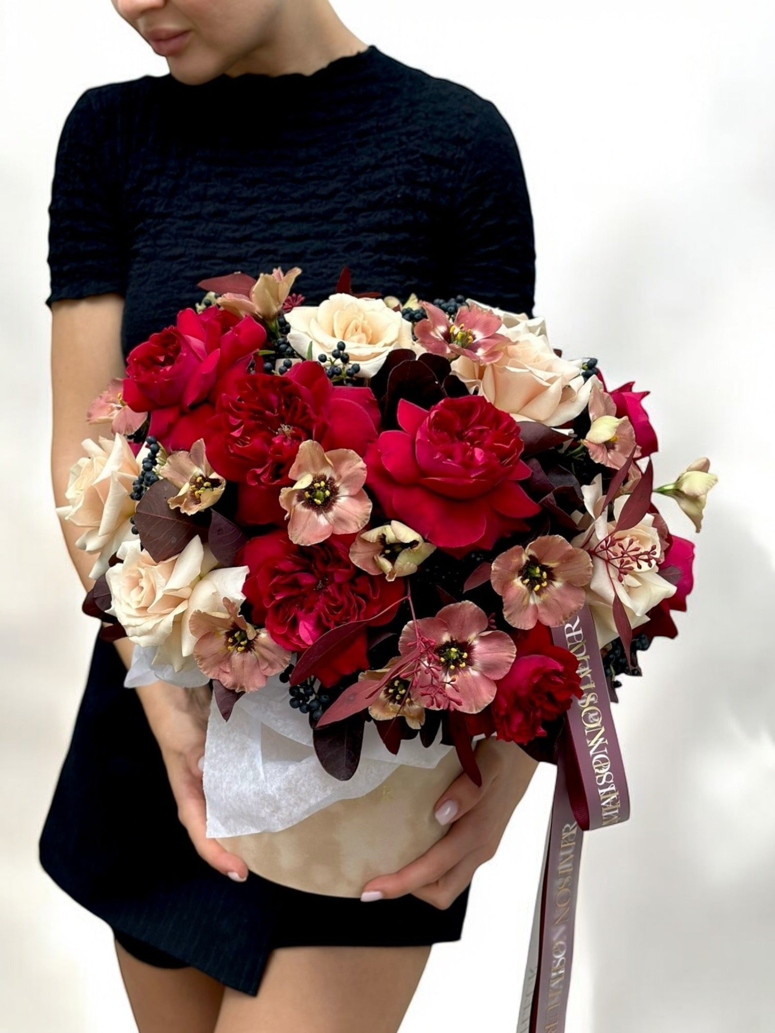 Ruby Star - Dutch hydrangea, European Lisianthus, David Austen garden roses, seeded viburnum - Maison la Fleur