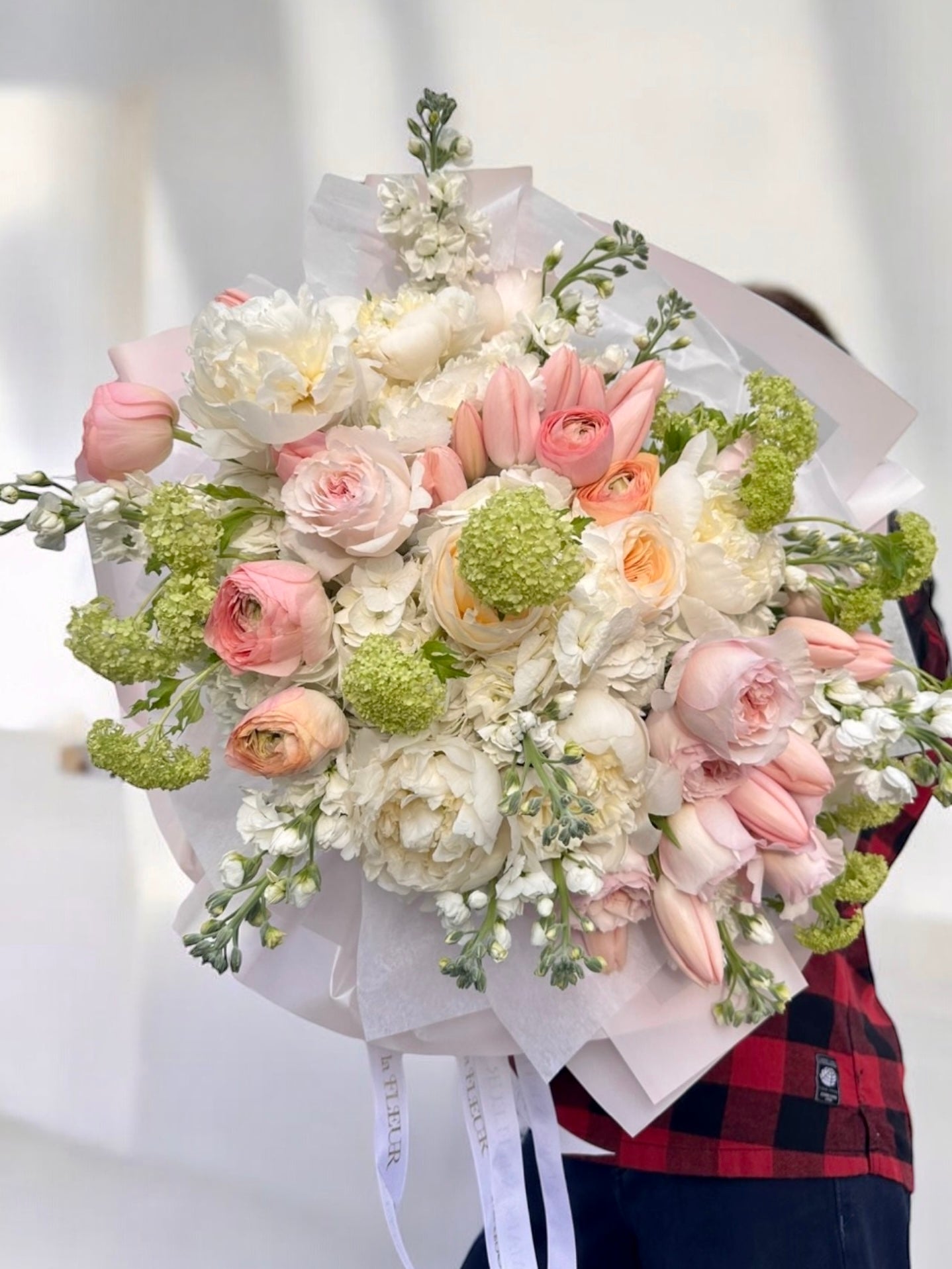 Secret Garden - Premium peonies, Dutch tulips, garden roses, hydrangea, viburnum, stock flowers - Maison la Fleur