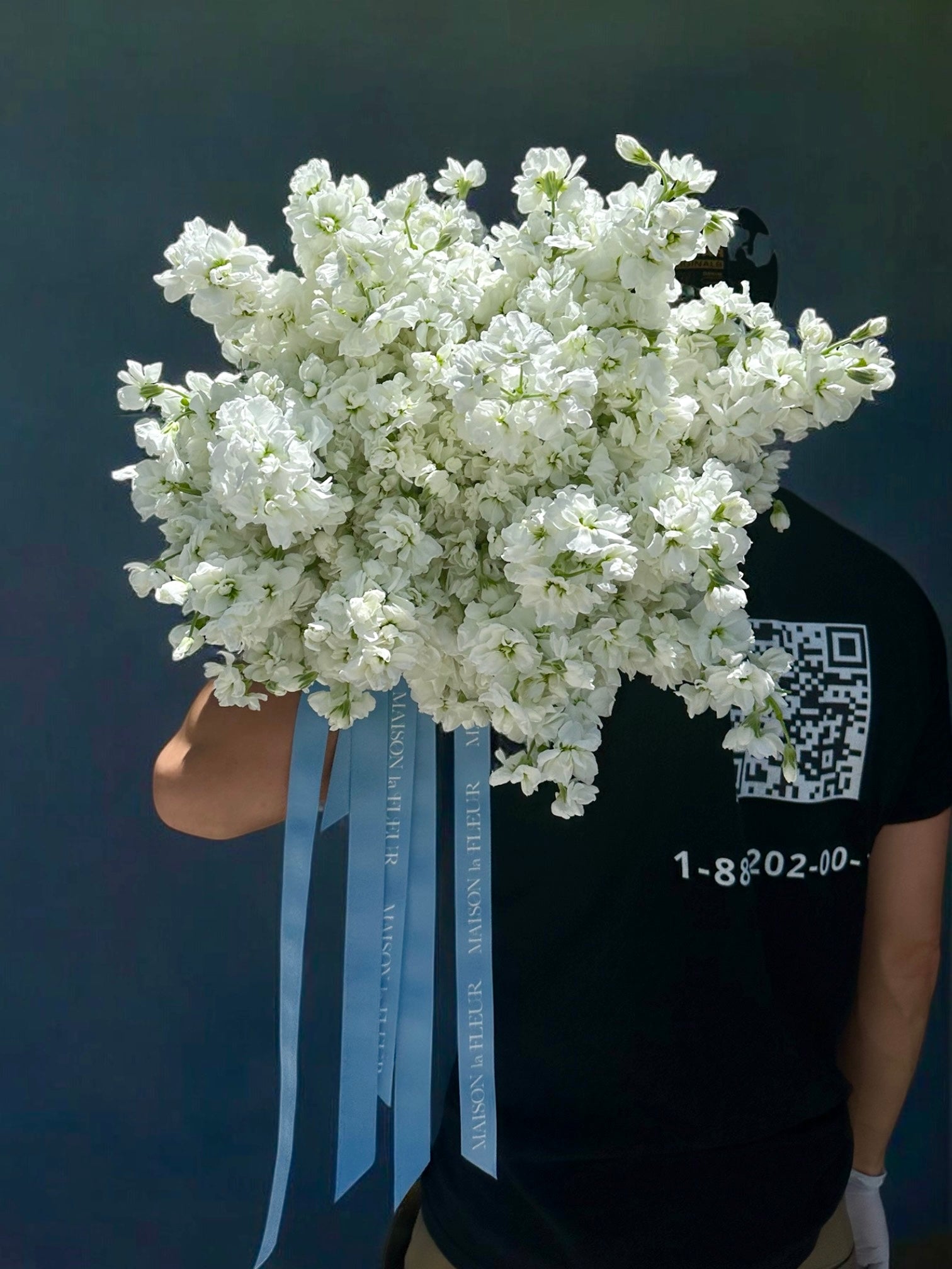 "Stock" On You! - Mono bouquet made out of stock flowers - Maison la Fleur