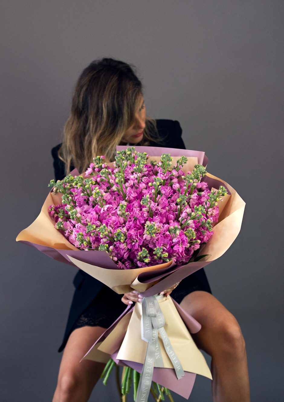 "Stock" On You! - Mono bouquet made out of stock flowers - Maison la Fleur