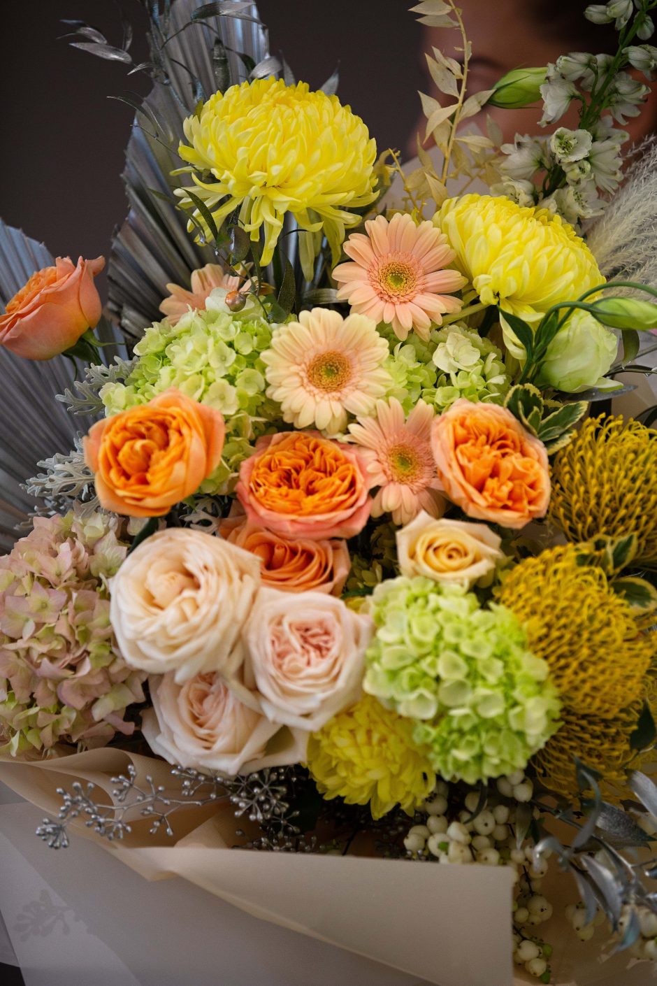 Sunrise Meadow - Garden roses topped off with eye candy flowers - Maison la Fleur