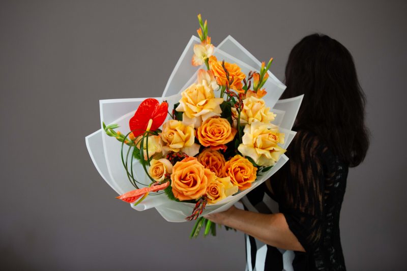 Yellow Premium Roses, Autumn Smile - Orange and Yellow premium roses - Maison la Fleur