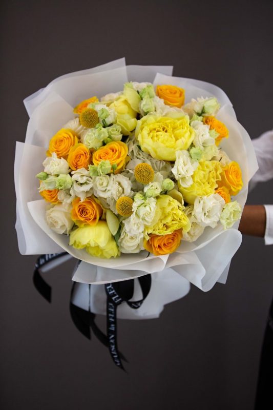 Yellow Peonies Flowers , Canary Love - Yellow peonies, roses, lisianthus and hydrangea - Maison la Fleur