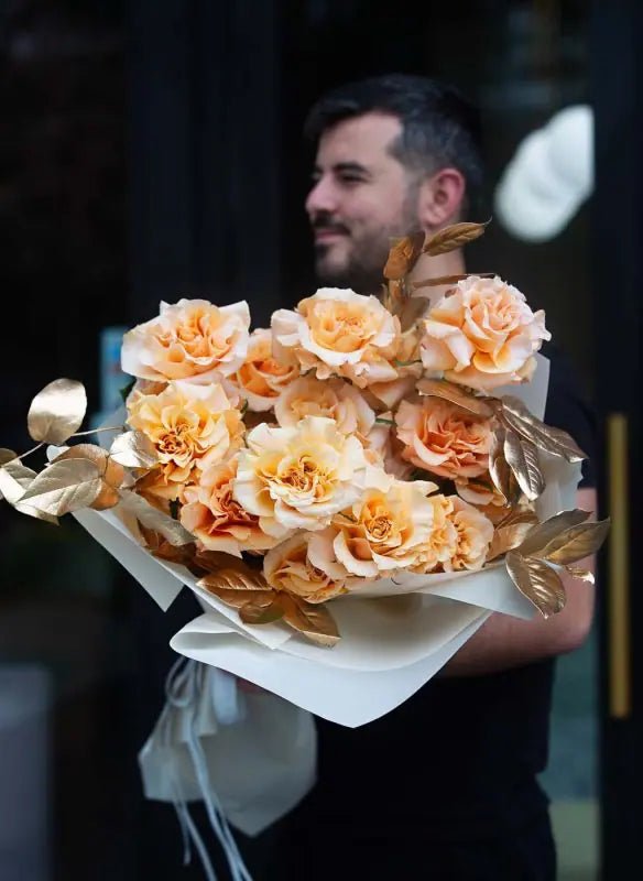 Caramel Love - 25 premium long stem roses - Maison la Fleur