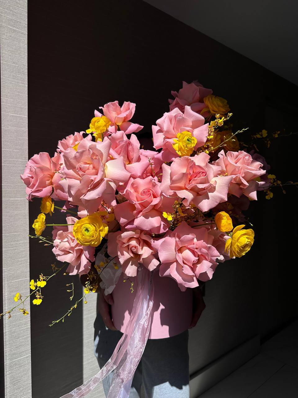 Pink Roses Valentine's Day , Euphoric Sun - long stem roses, ranunculus and Oncidium - Maison la Fleur