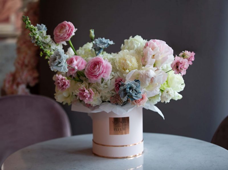 Heavenly Charm - Hydrangea, pink and white peonies - Maison la Fleur