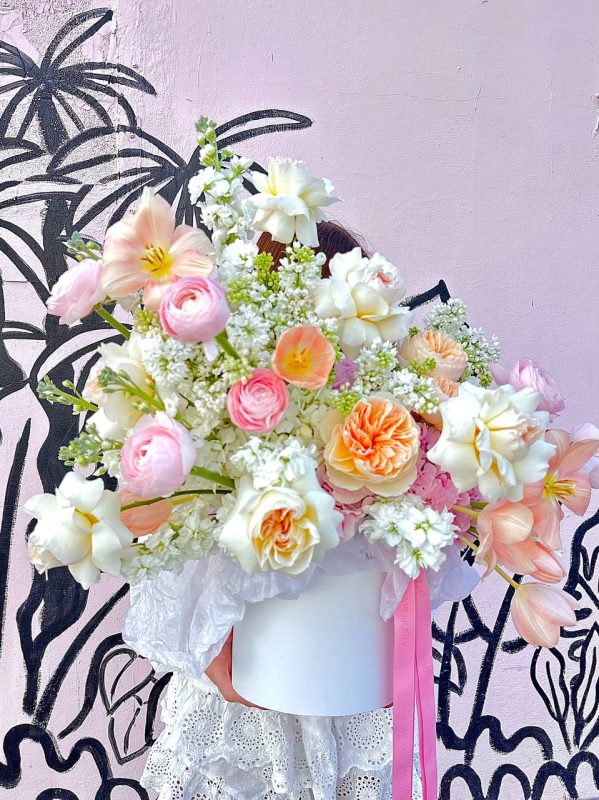 Bright Bridal Bouquet, Laces Out - premium tulips, roses, garden roses, ranunculuses, hydrabgea, stock flowers