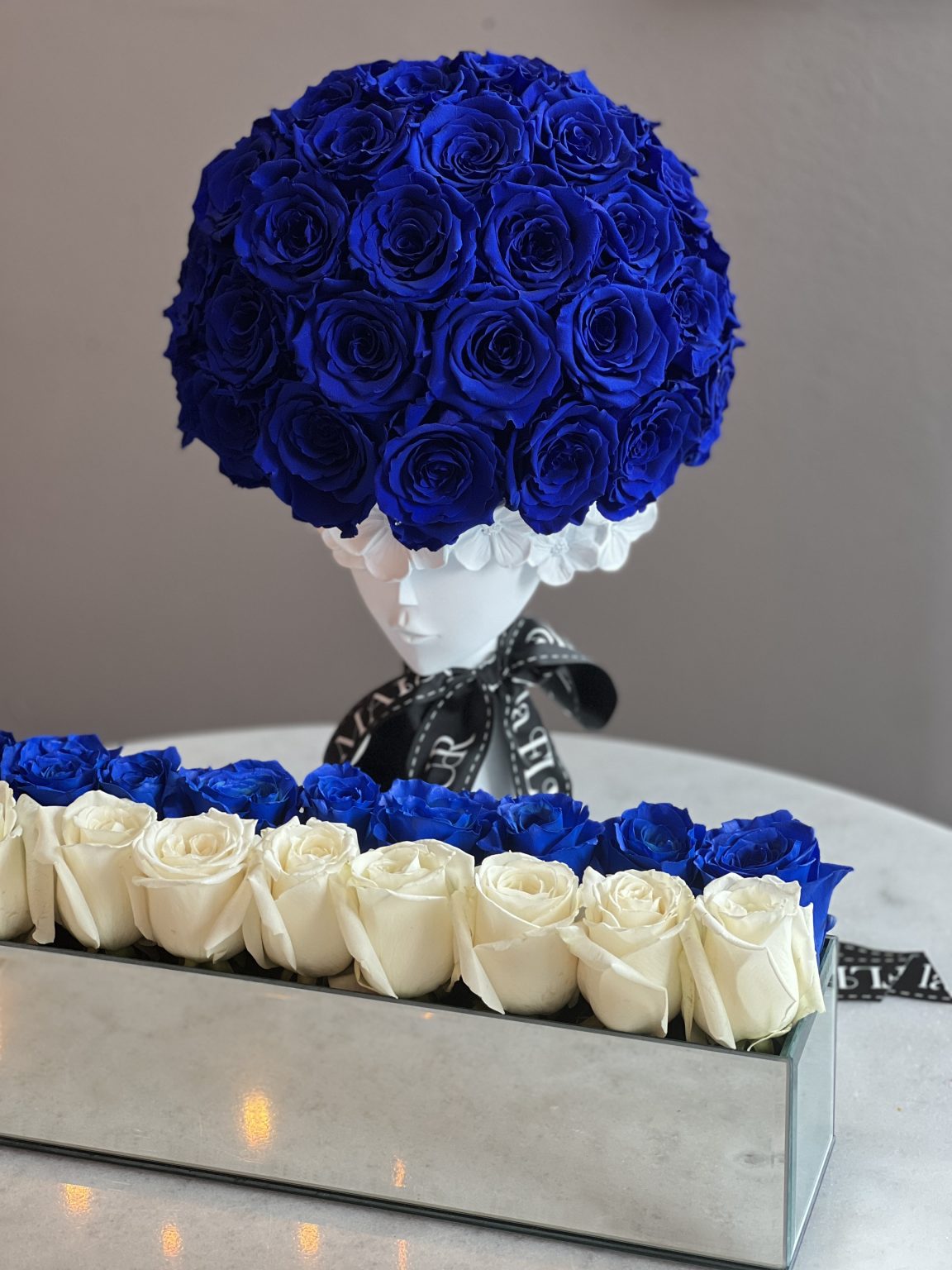 Blue Flower Bouquet Box,  Oiseau Bleu - 2 dozen premium roses