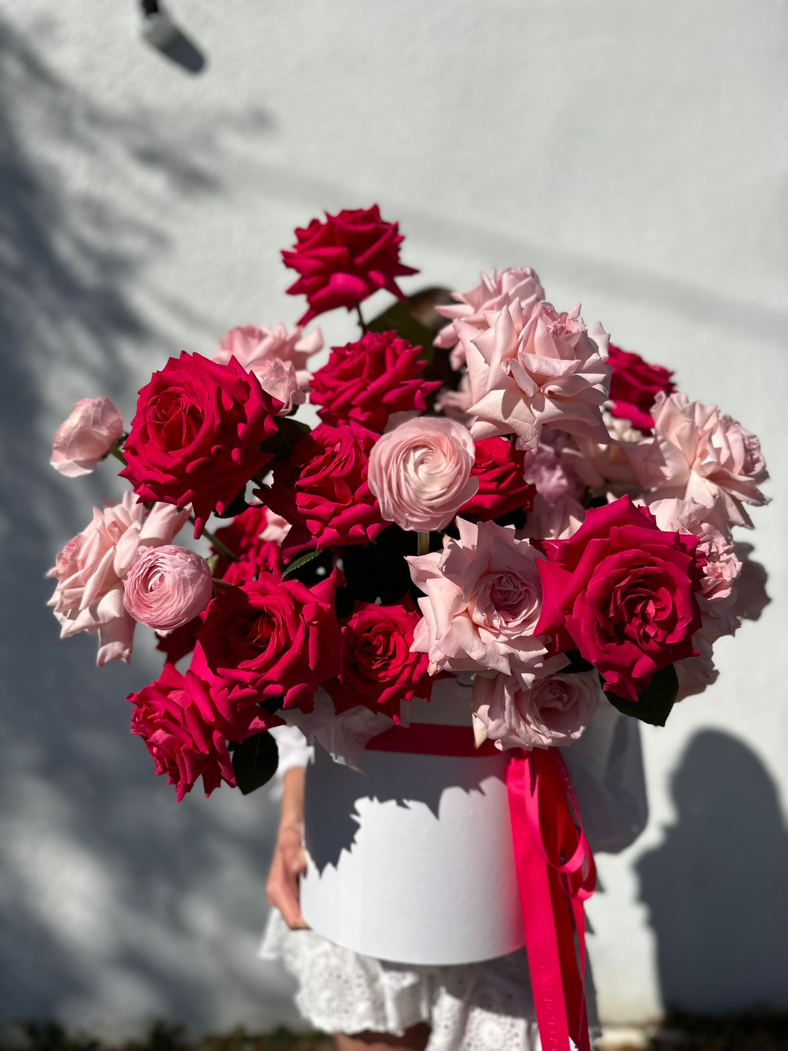 Fresh Red Roses, To the Moon and Back - Premium long stem roses, garden roses and Ranunculus - Maison la Fleur
